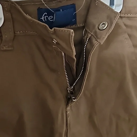 Freestyle 2 Piece Set White Button Down Blue Brown Stripe Sleeve Brown Cargo 5 - Picture 6 of 13